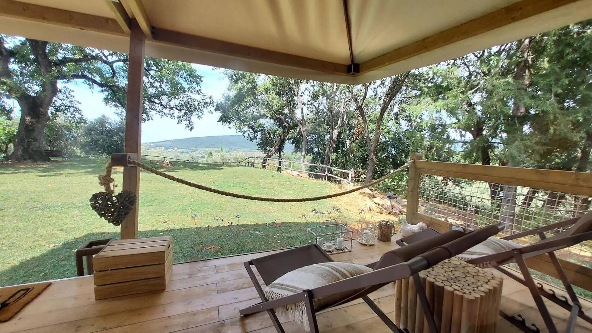 Hotel Wine Glamping Le Sedici Massa Marittima Italia
